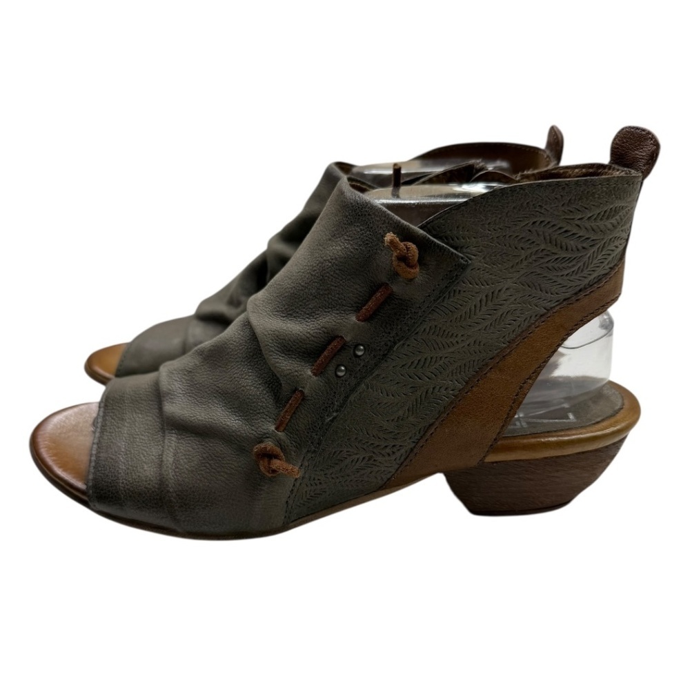 Miz Mooz Celia Ruched Leather Bootie - Picture 4 of 13